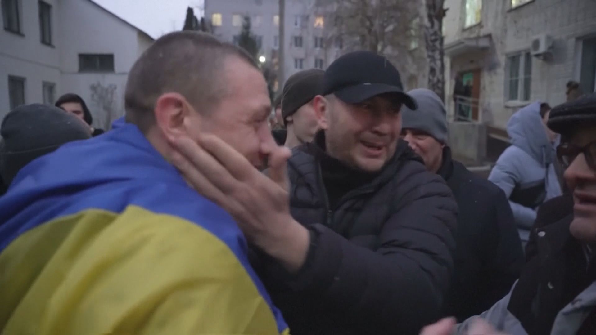 俄烏戰事近三年　俄羅斯：正與美討論舉行和談可能性