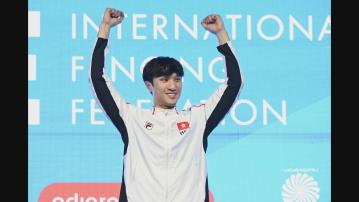 羅淑佩恭賀蔡俊彥在劍擊世錦賽奪得港隊史上第一金