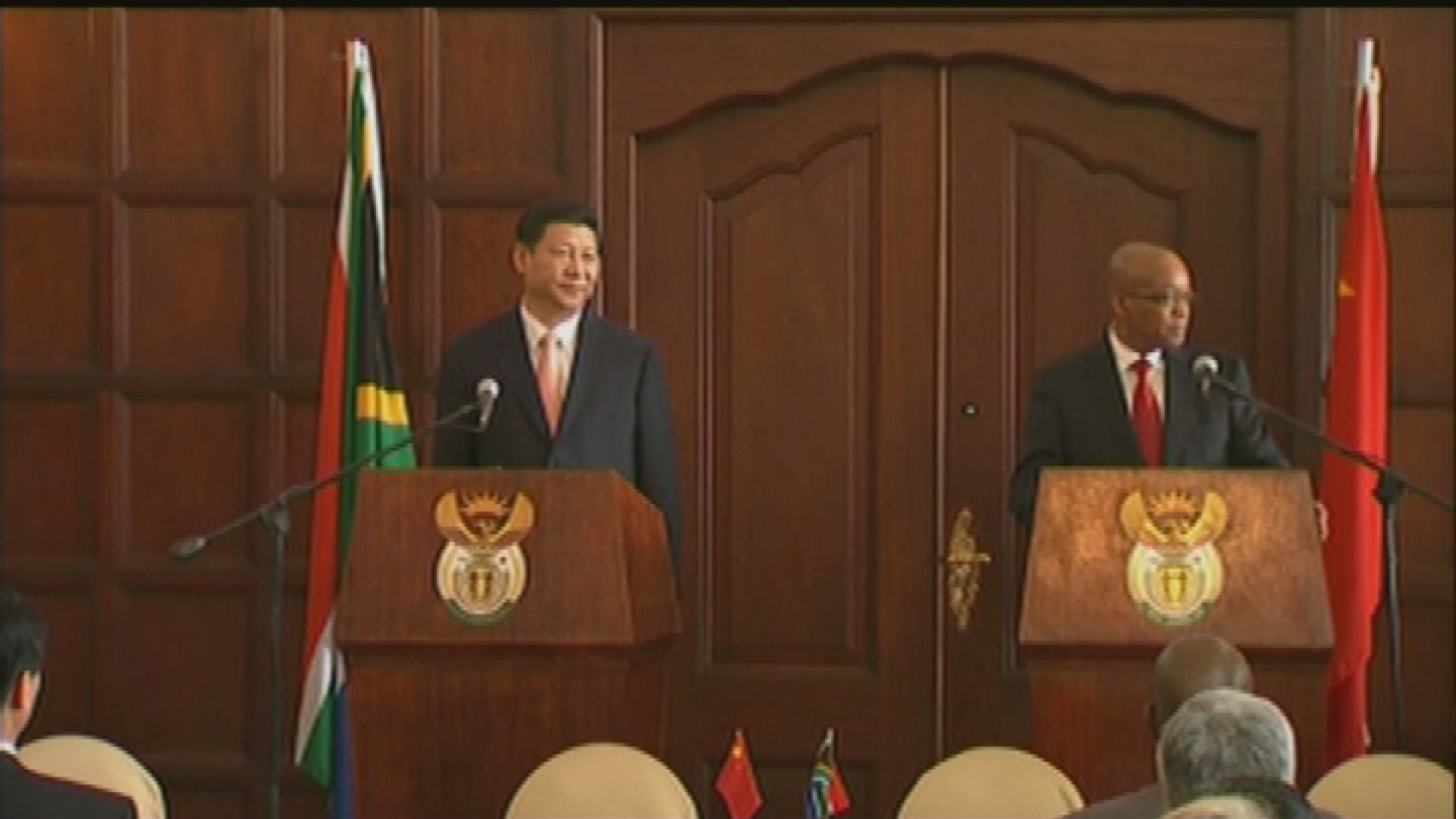 習近平回信鼓勵南非德班理工大學孔子學院師生學好中文