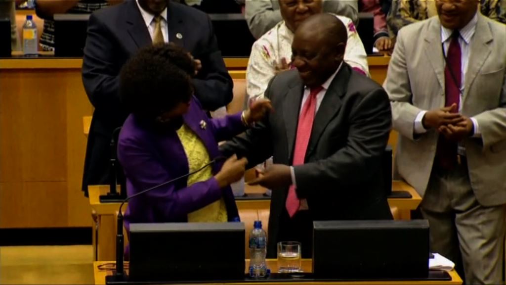 南非國會選出拉馬福薩接任總統