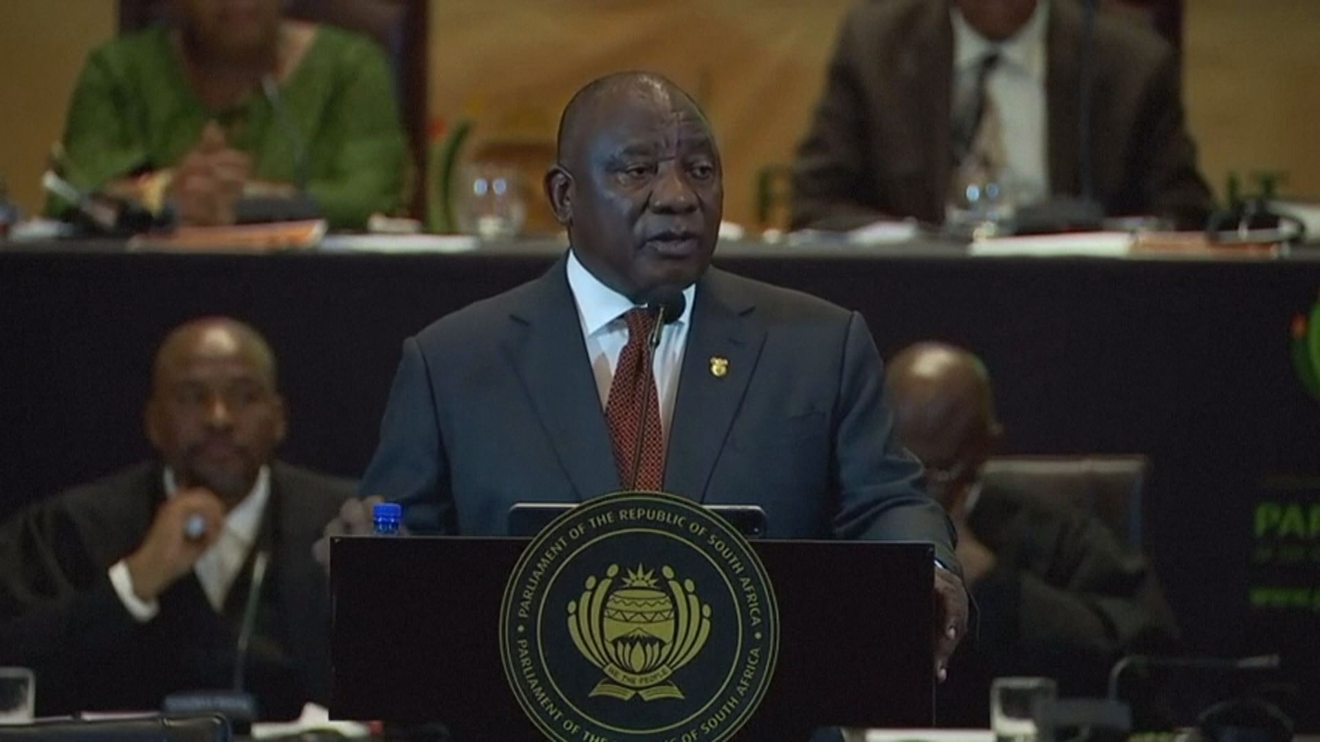 南非總統指執政黨認為國家應退出國際刑事法院