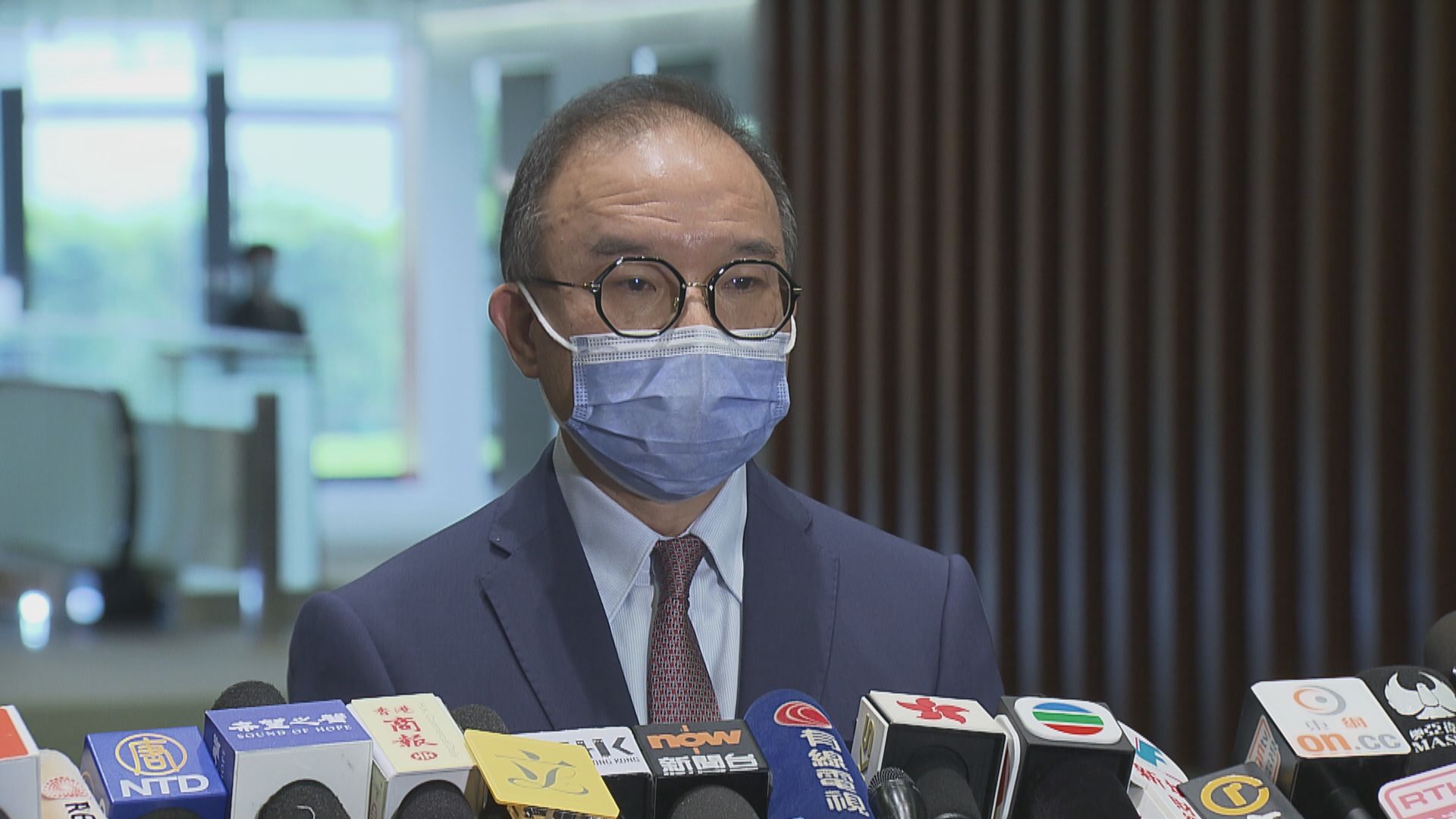 曾國衞：美方做法自欺欺人