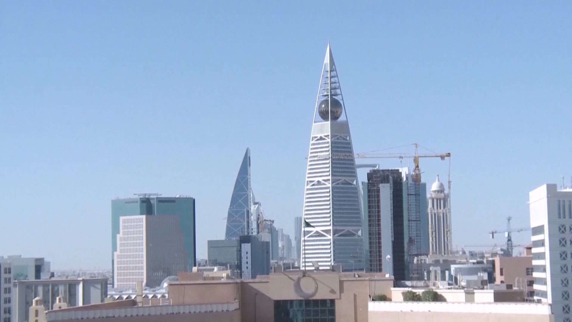 沙特下月向所有外國投資者開放金融市場