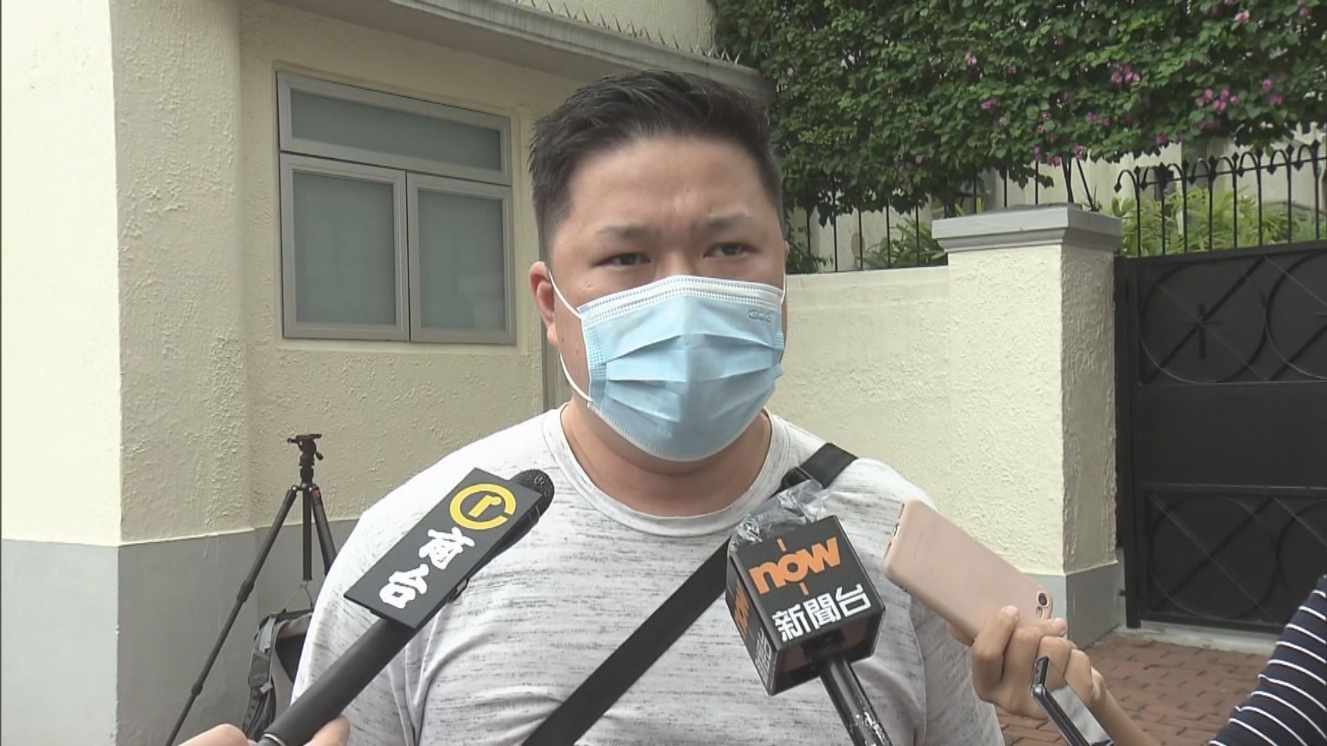 有家長指被取消註冊教師熱心教學　不相信在宣揚港獨