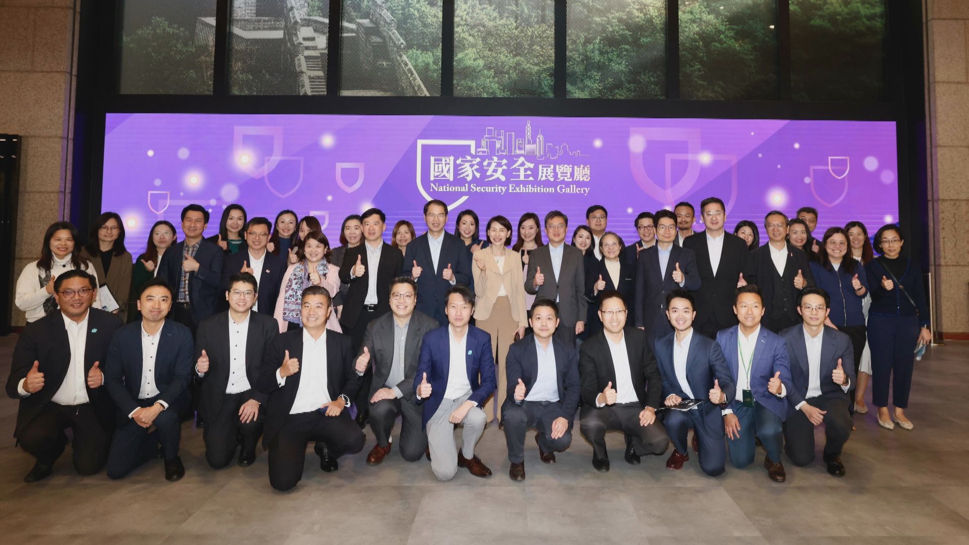 副局長與政治助理參觀國家安全展覽廳