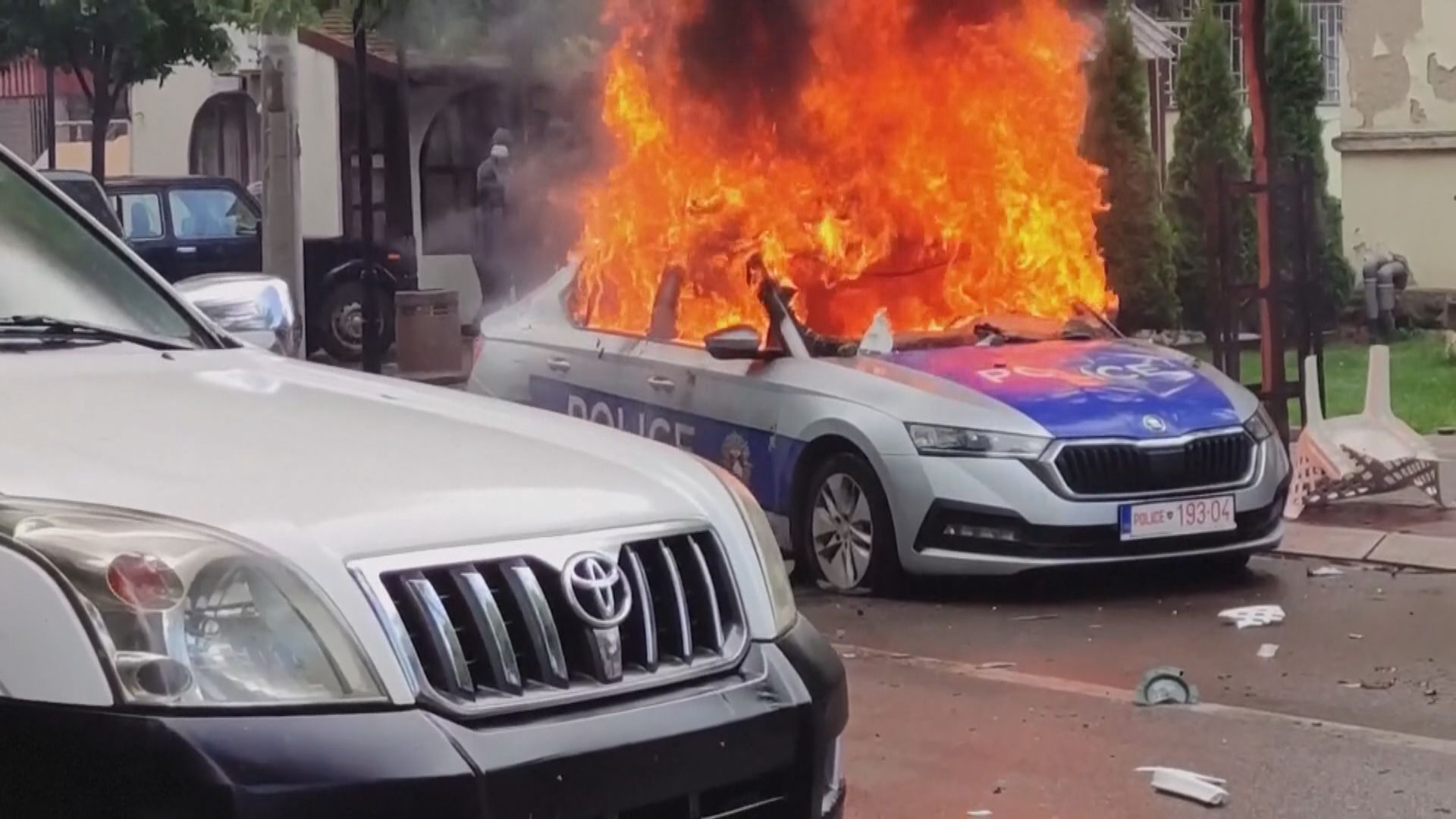 科索沃北部塞族人與警衝突 塞爾維亞軍隊戰備狀態提升至最高水平