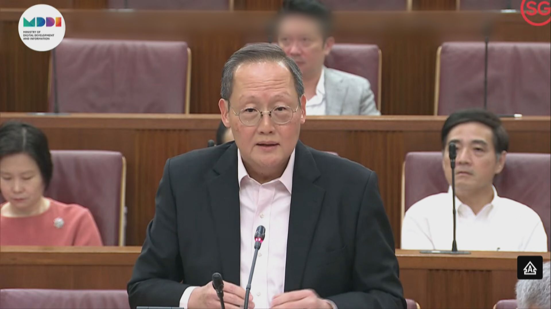 「講，你又唔聽。聽，你又唔明」　新加坡部長引用港產片對白反駁議員