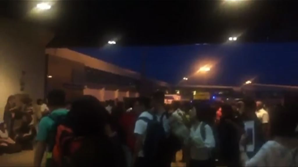 新加坡樟宜機場火警　近40航班延誤