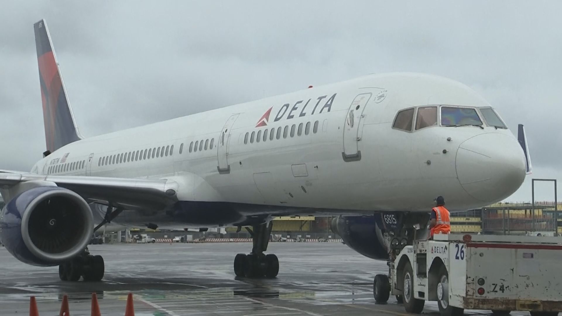 航空公司因機艙消毒措施　暫停往浦東機場航班