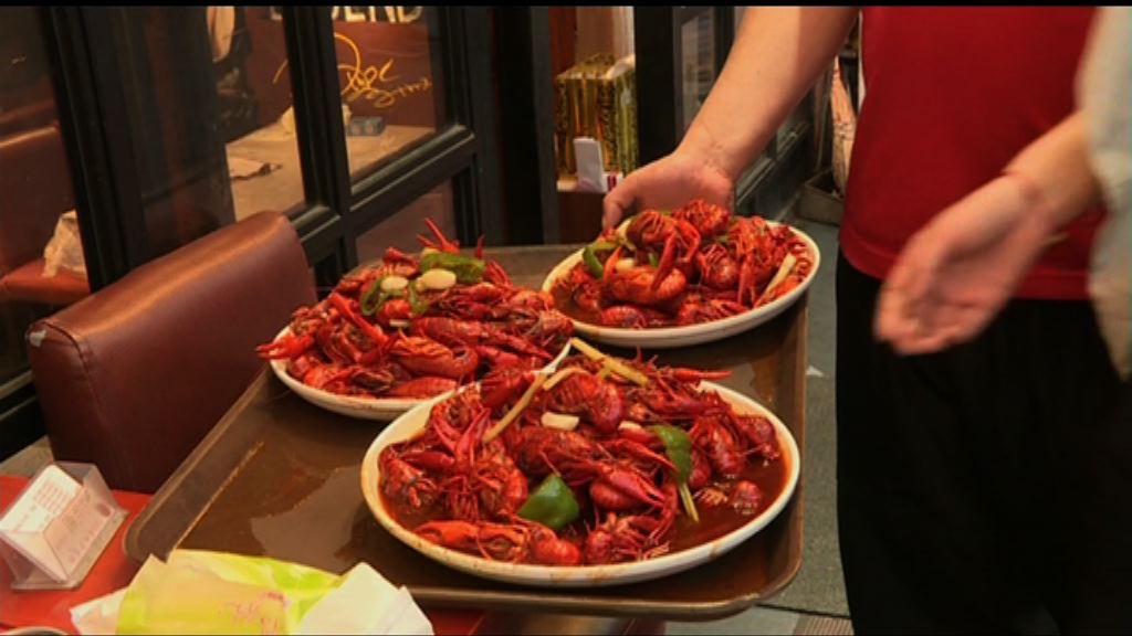 小龍蝦行業競爭激烈　旺季營業額不如前