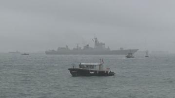 解放軍海南艦及長沙艦編隊抵港展開五日訪問