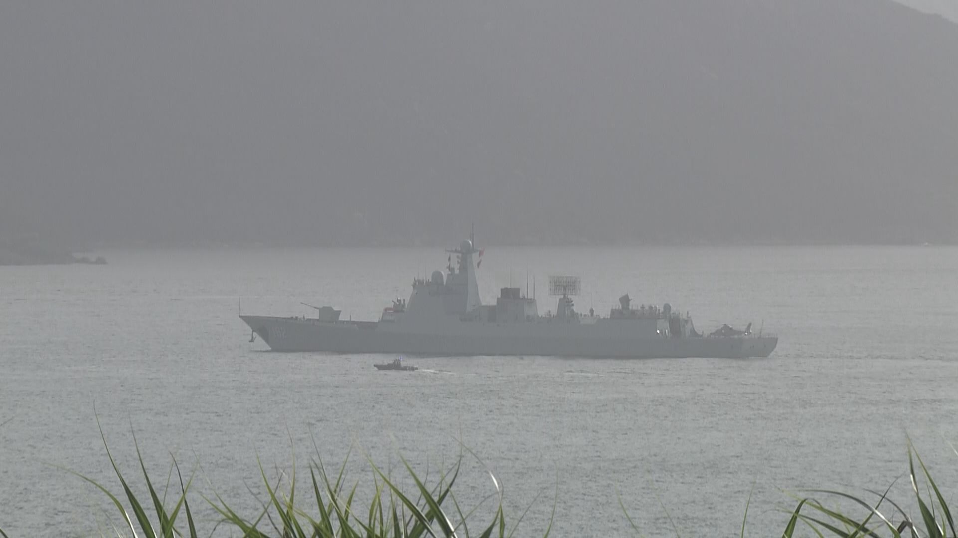 解放軍南寧艦及衡陽艦抵港