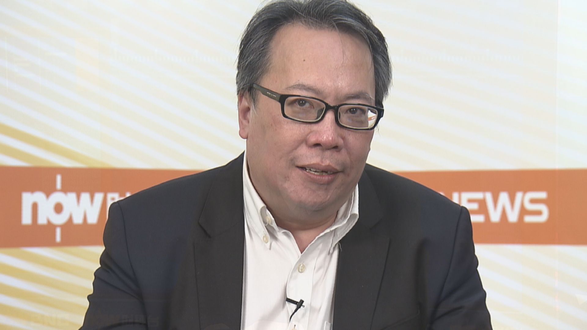 據悉股評人沈振盈周六晚灣仔街頭暈倒後不治