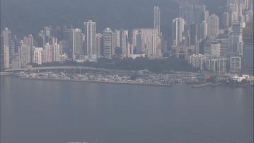 天文台下午五時四十分發出一號戒備信號