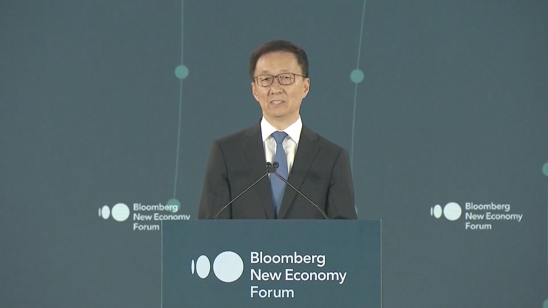 韓正出席新加坡創新經濟論壇 與新加坡總理李顯龍會面