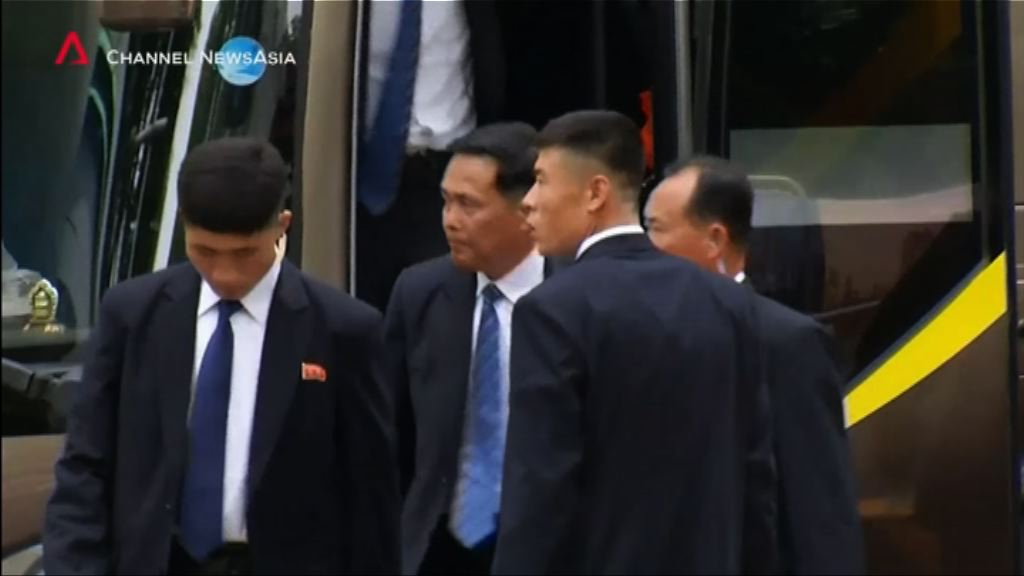 金正恩保鑣跑步護駕再成焦點