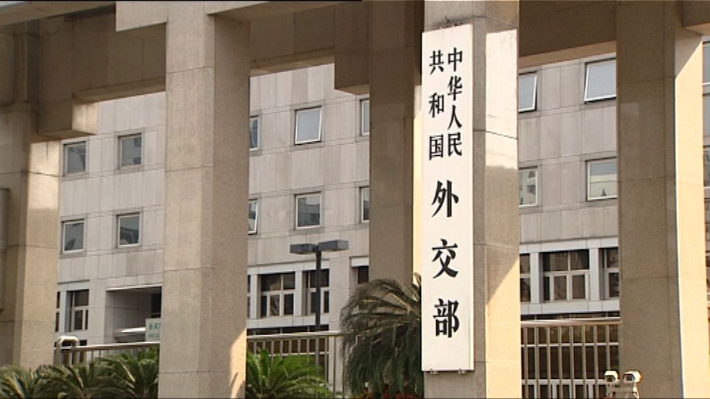 內地輿論群起反駁美防長孤立論