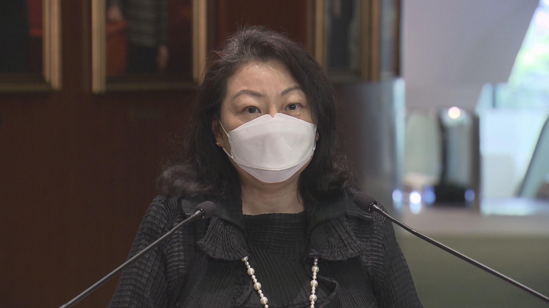 鄭若驊：美化犯罪行為的人違背道德倫理