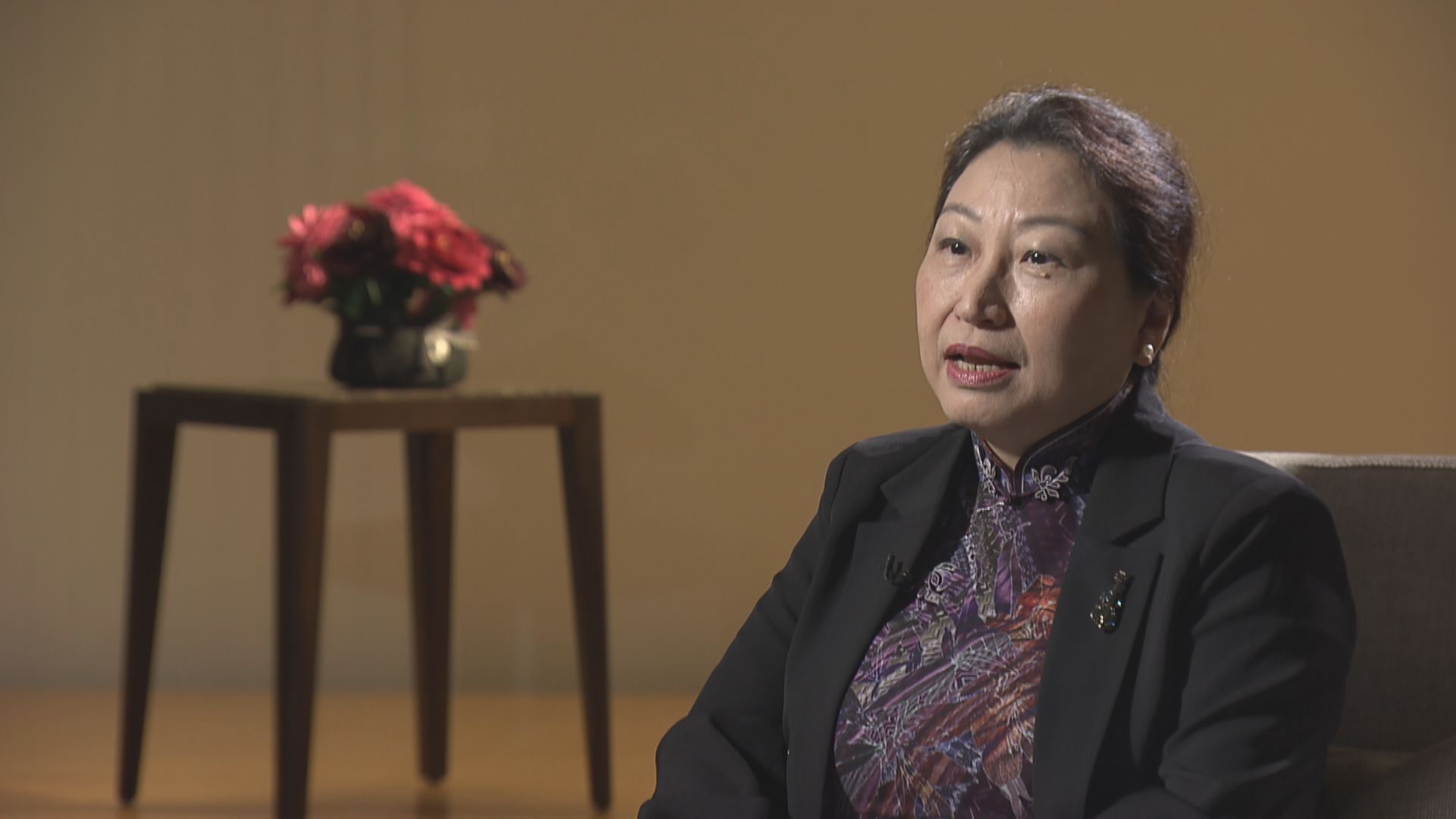 鄭若驊：《反外國制裁法》合法合理