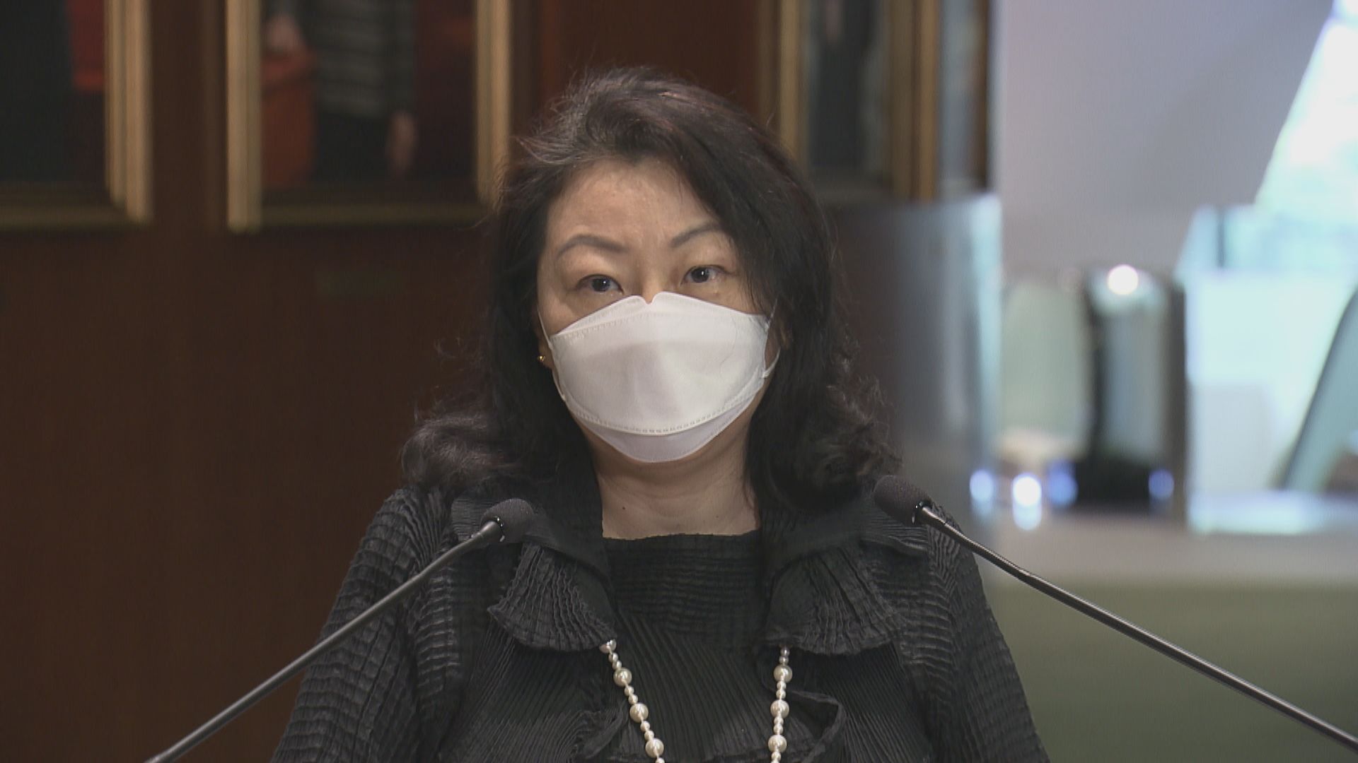 律政司倡律政人員可獲任資深大狀　離職不可保留銜頭