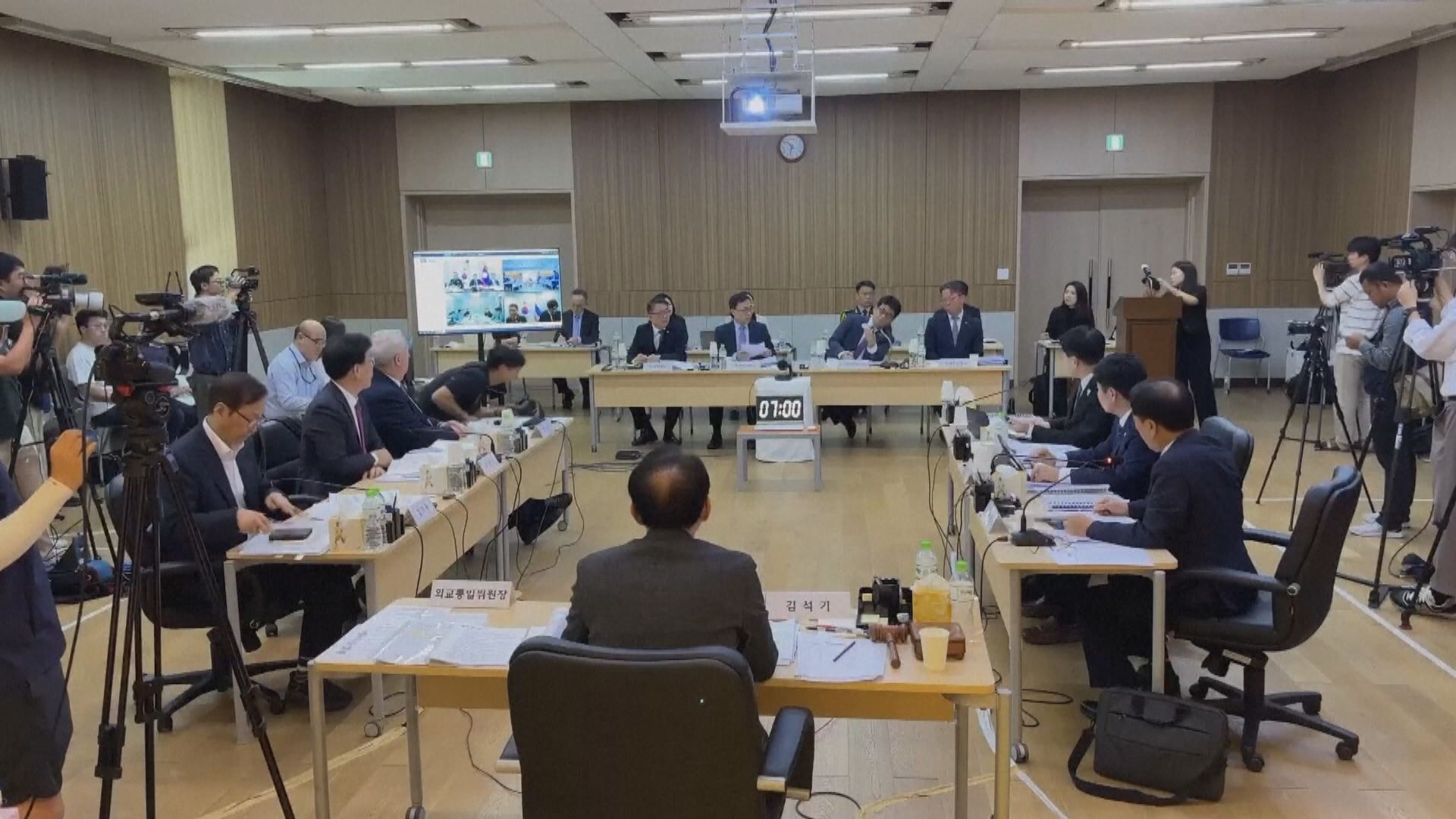 南韓國會代表團到柬埔寨調查南韓人從事電騙情況