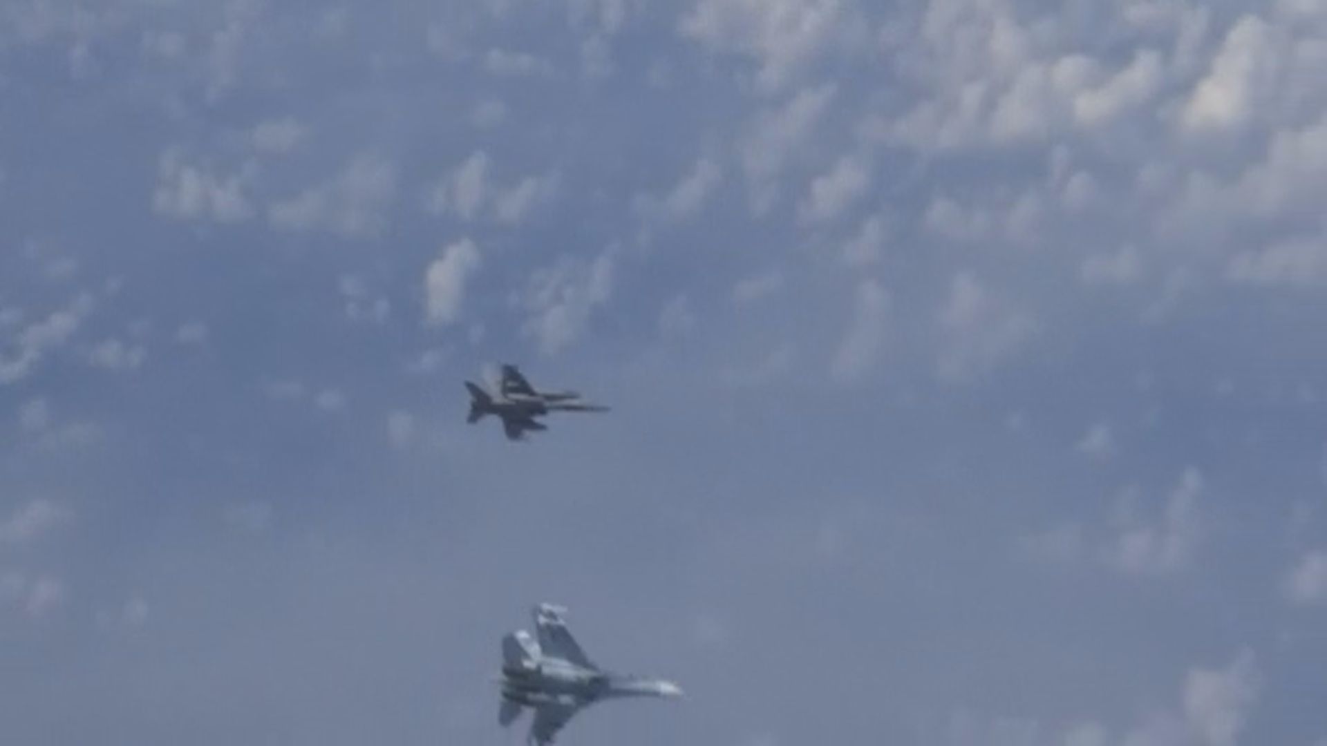 南韓軍方指中俄軍機上月飛入南韓防空識別區