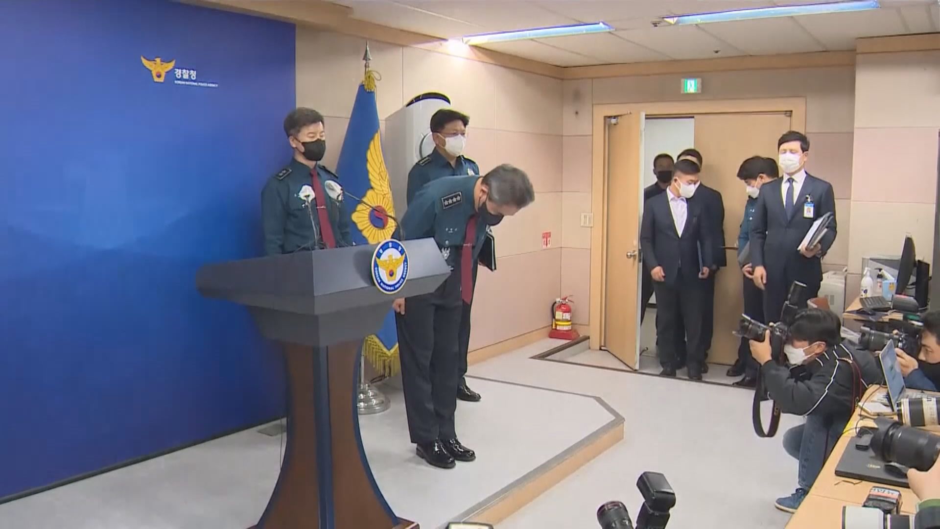 首爾人踩人事故　紀錄顯示警方沒切實應對報警電話