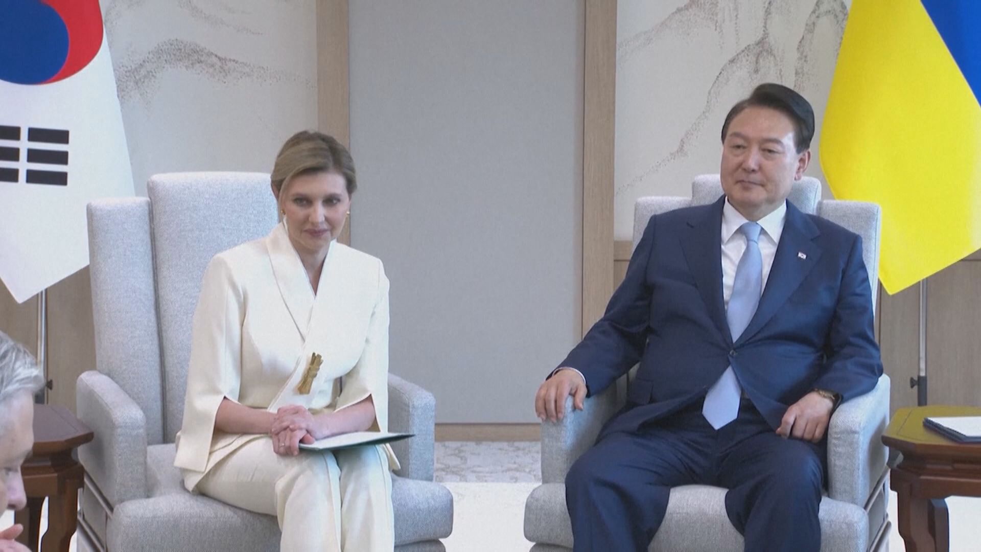 烏克蘭第一夫人訪南韓晤尹錫悅
