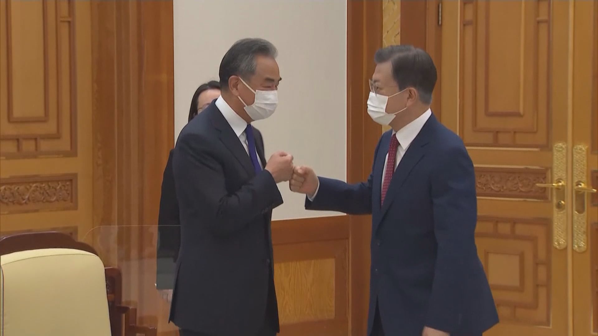 文在寅指韓中兩國應共建更成熟的關係