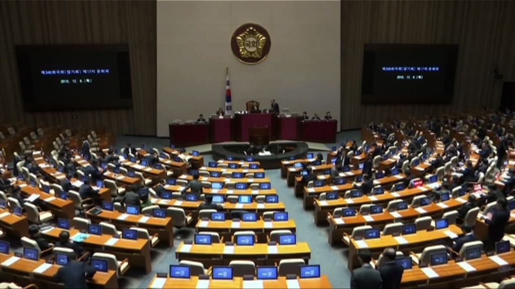 南韓在野黨國會外集會促通過彈劾