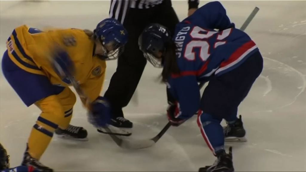 兩韓冰球聯隊與瑞典進行熱身賽