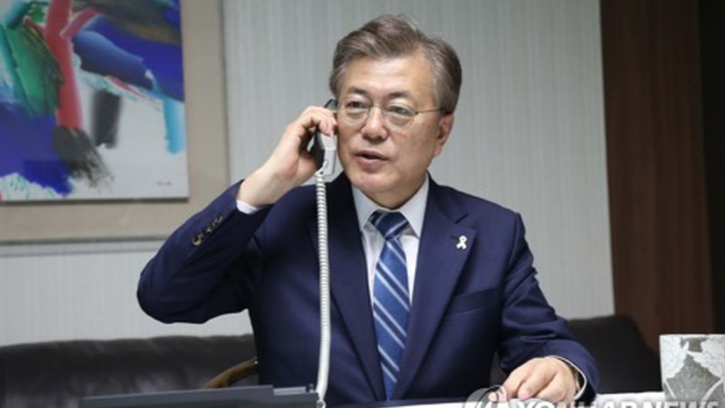 文在寅當選南韓總統後隨即展開職務