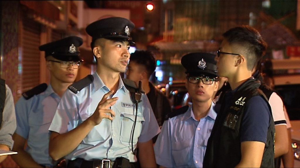 上環男子企圖搶警槍被捕