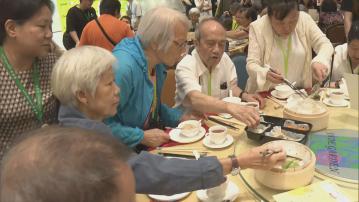 銀髮經濟｜再有連鎖餐飲集團推軟餐　丘應樺：銀髮市場龐大　助商界拓客群