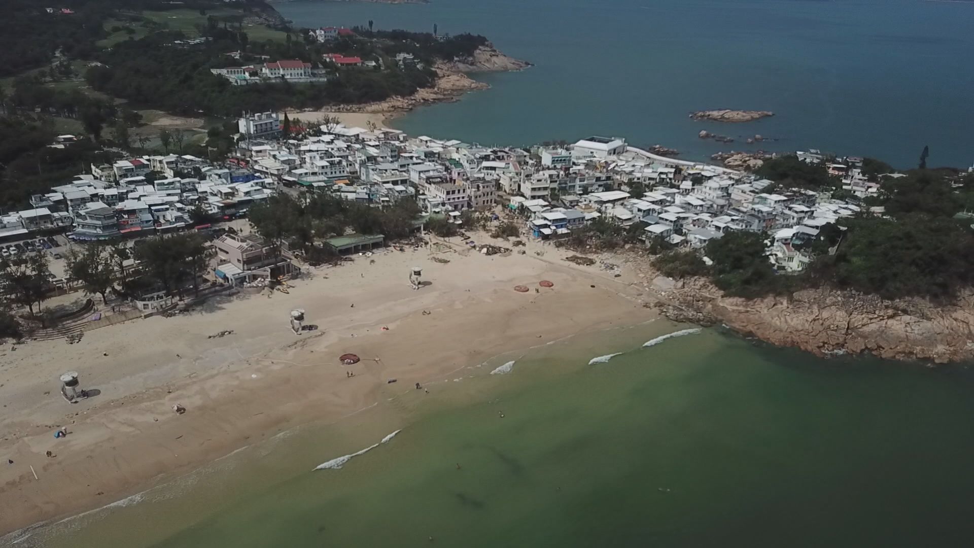 深水灣石澳污水喉管受損溢出污水