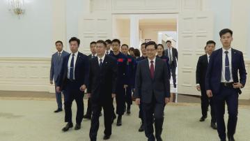 中國載人航天團結束訪港行程 李家超：為港播下探索科技種子
