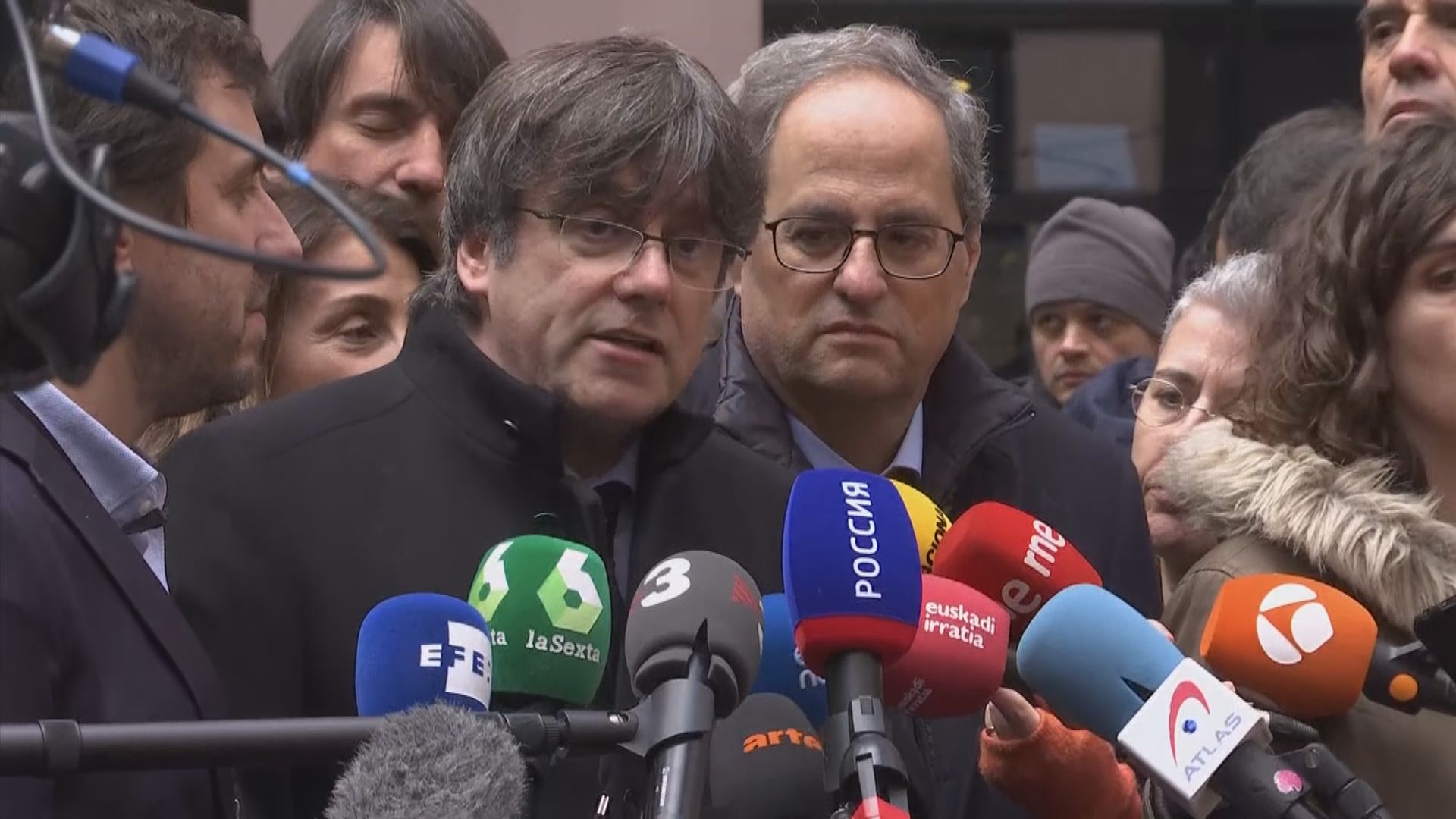 西班牙巴塞羅那有示威聲援前自治政府主席