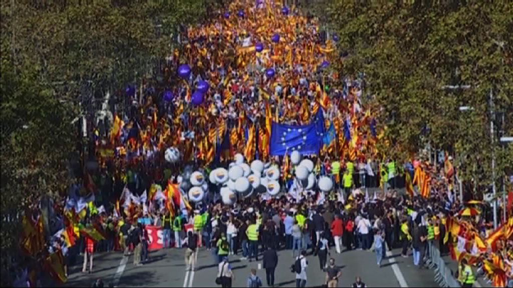 加泰反獨立民眾舉行大型集會