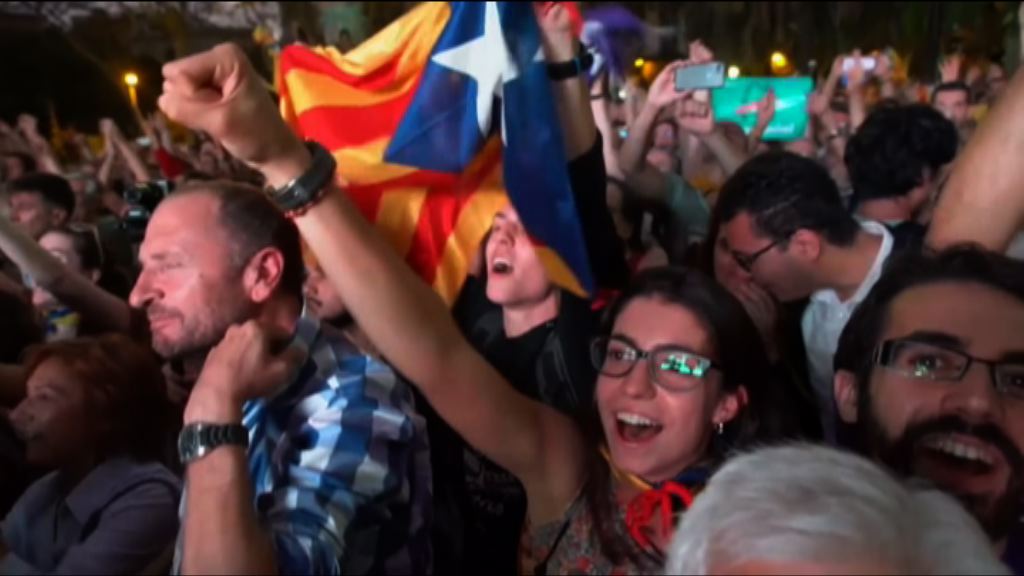 加泰羅尼亞暫緩宣布獨立冀與馬德里政府對話