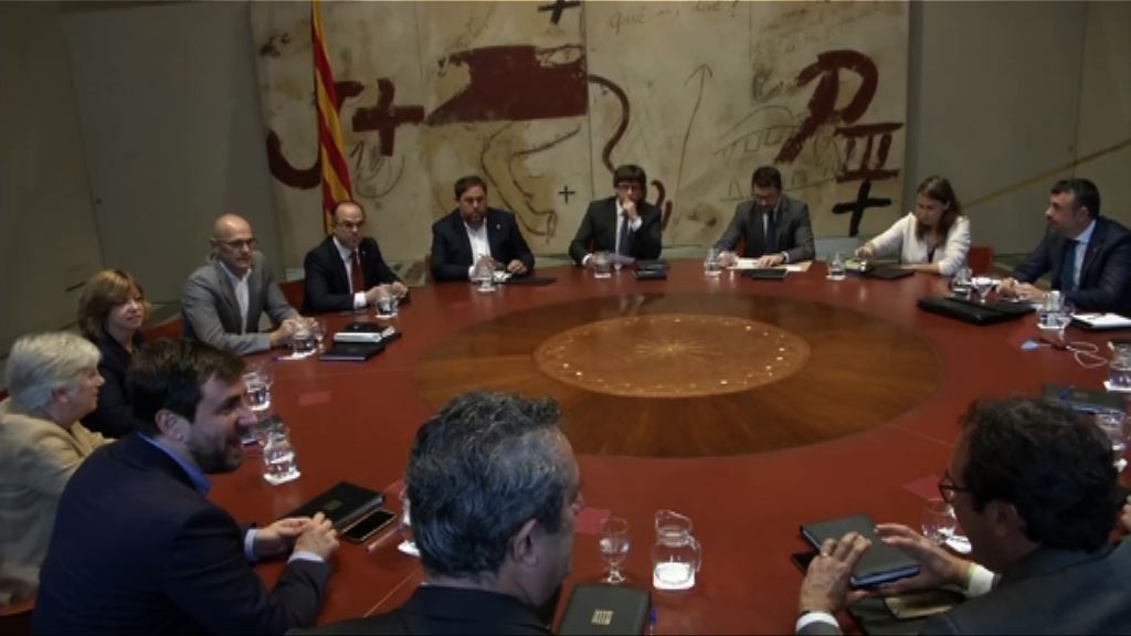 加泰羅尼亞通過獨立公投　內閣商進一步行動