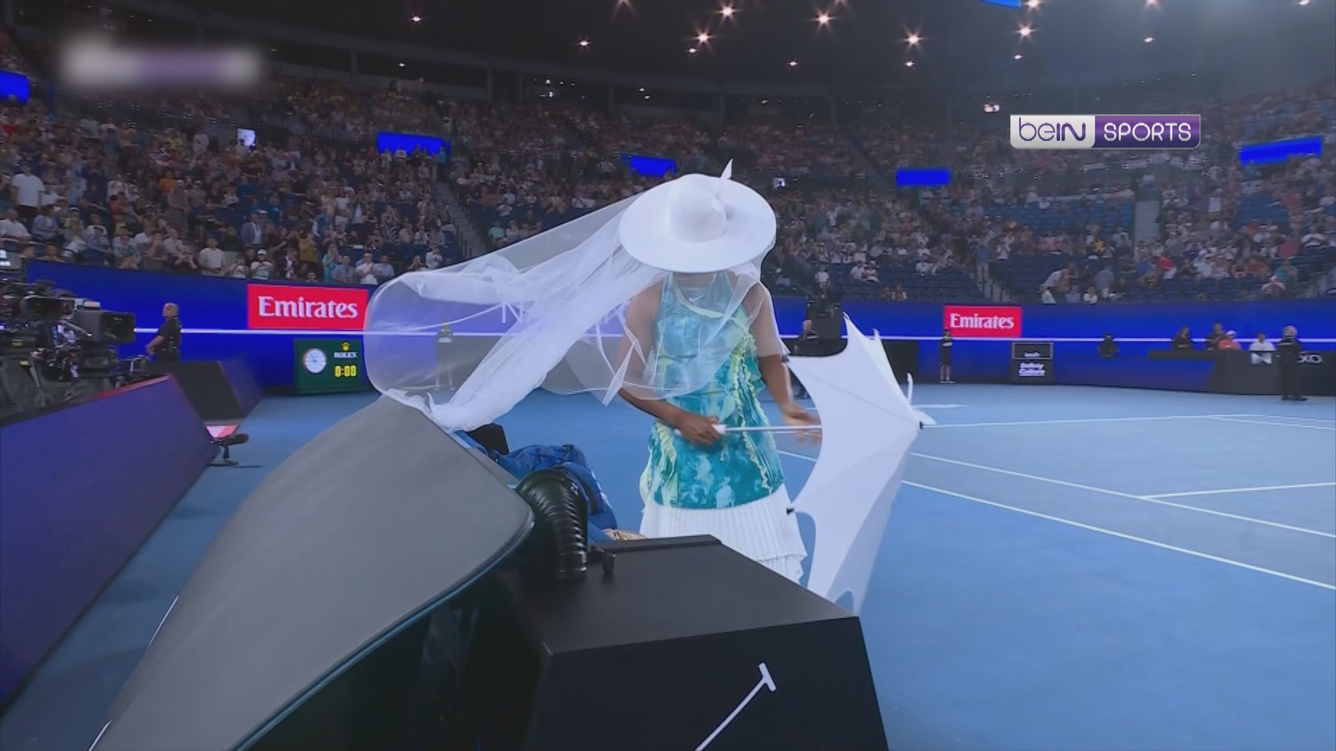 澳網　大坂直美與港產設計師雲惟駿合作化身「水母」登場　晉身第二圈