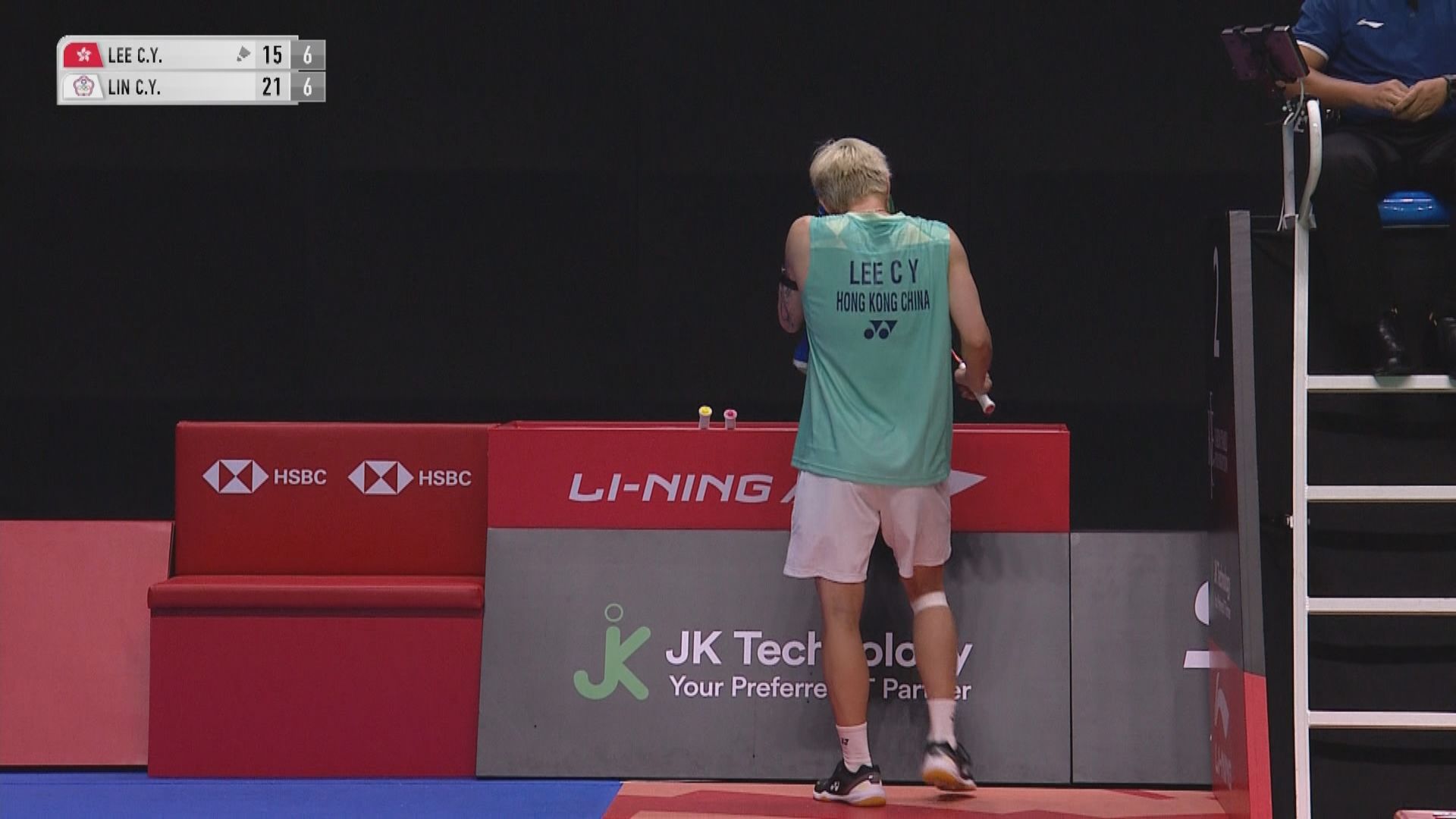 新加坡羽毛球公開賽　李卓耀八強不敵林俊易