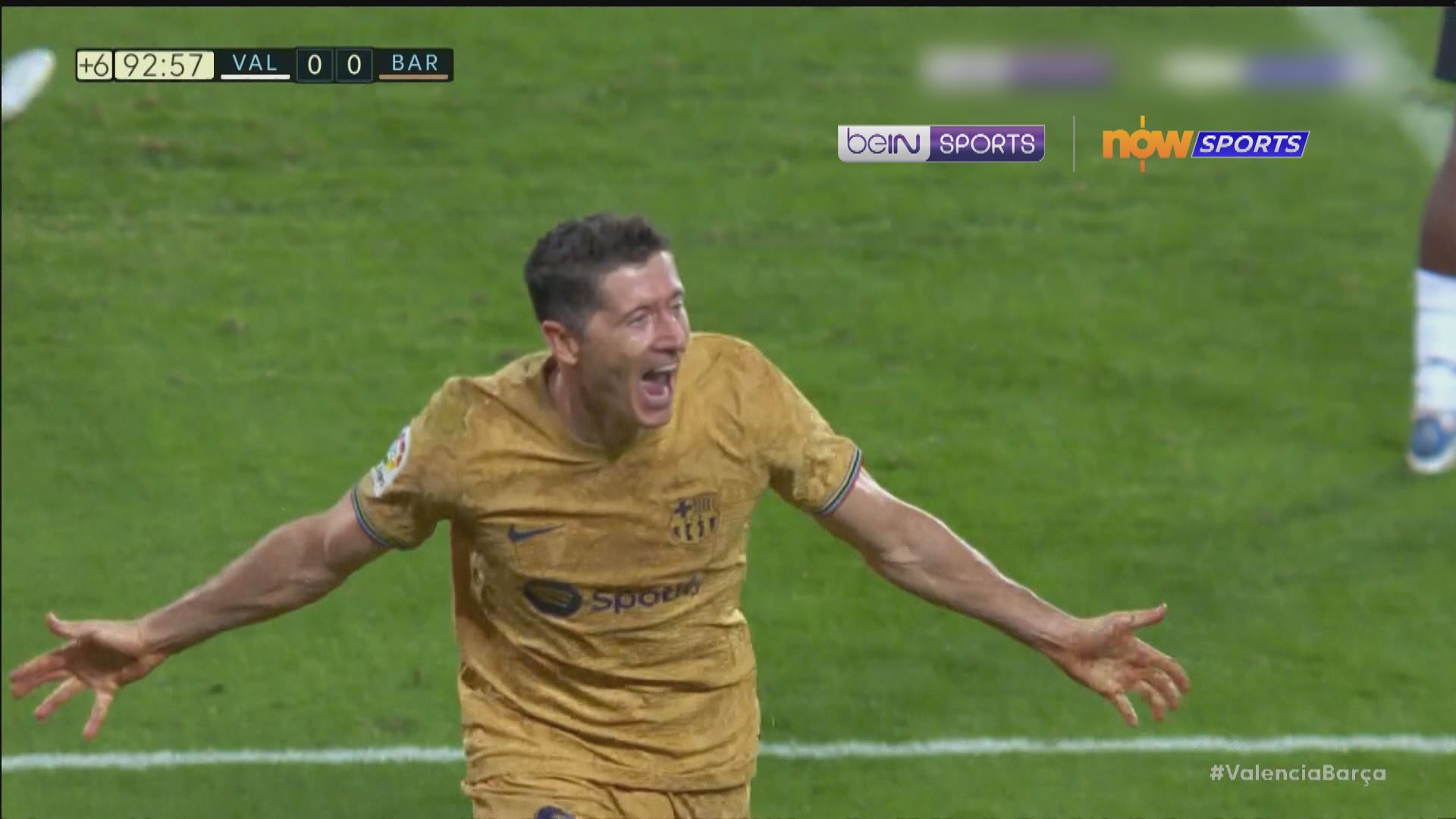 西甲　華倫西亞0:1巴塞羅那