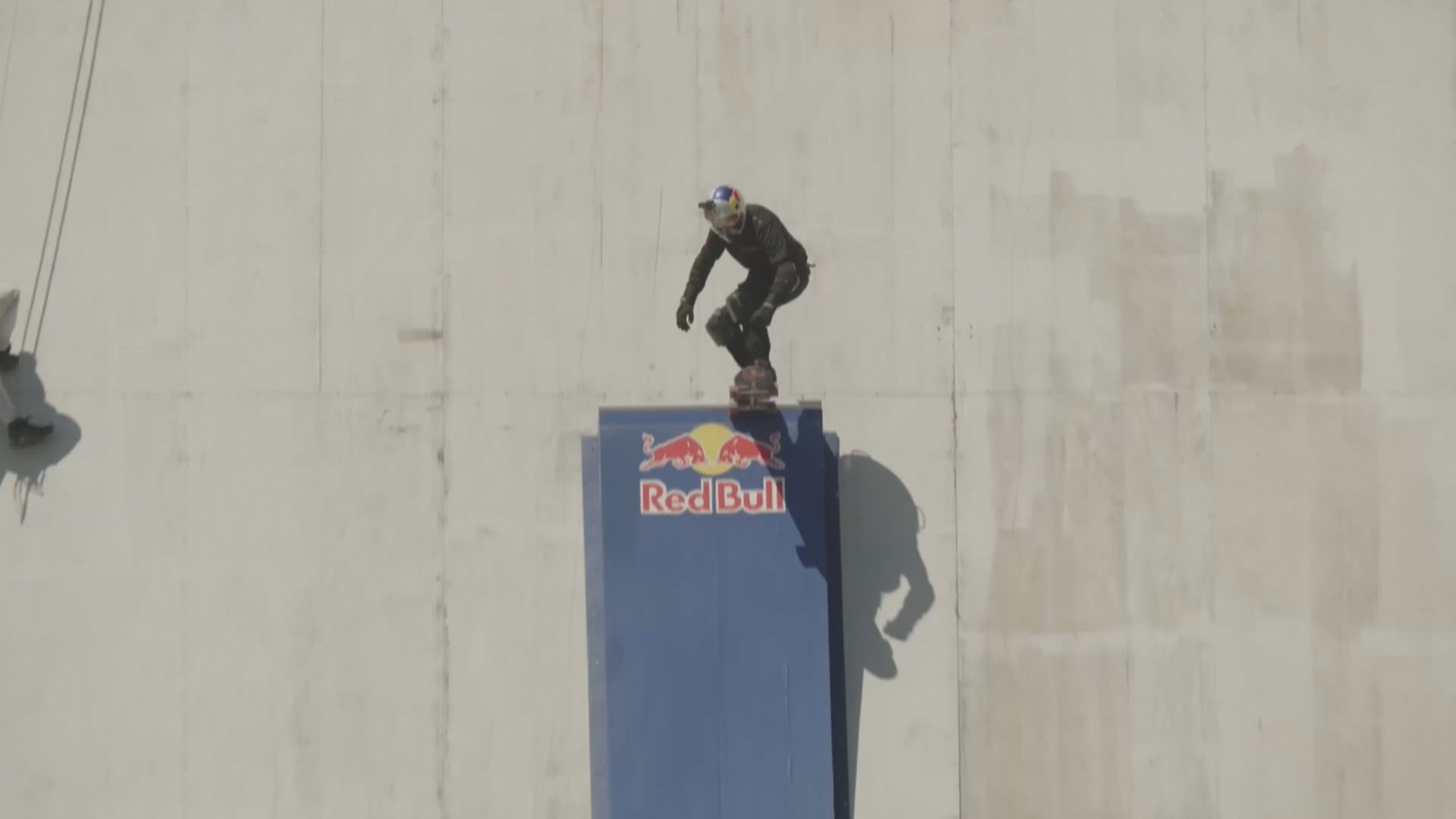 滑板運動員辛度迪亞斯破最高和最快滑行世界紀錄