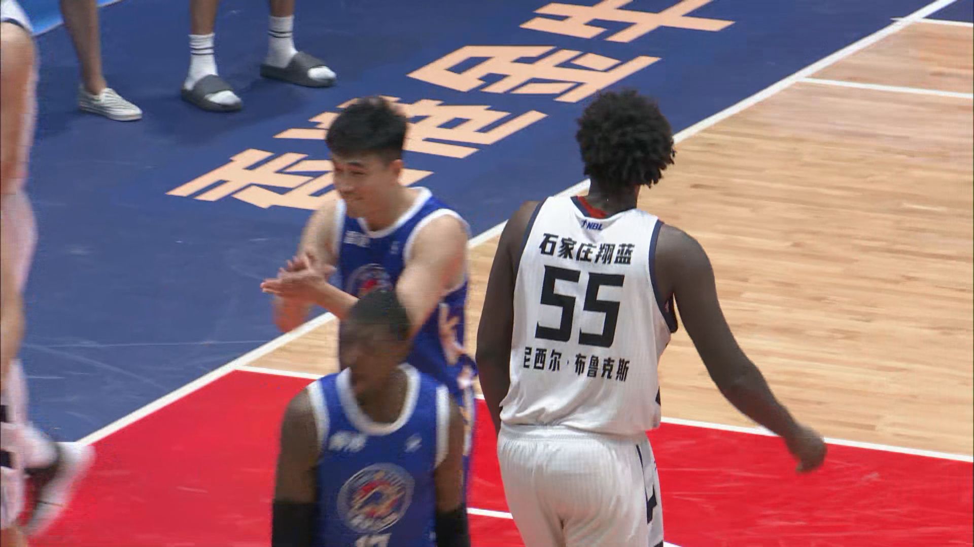 NBL 香港金牛 100:92 石家莊翔藍