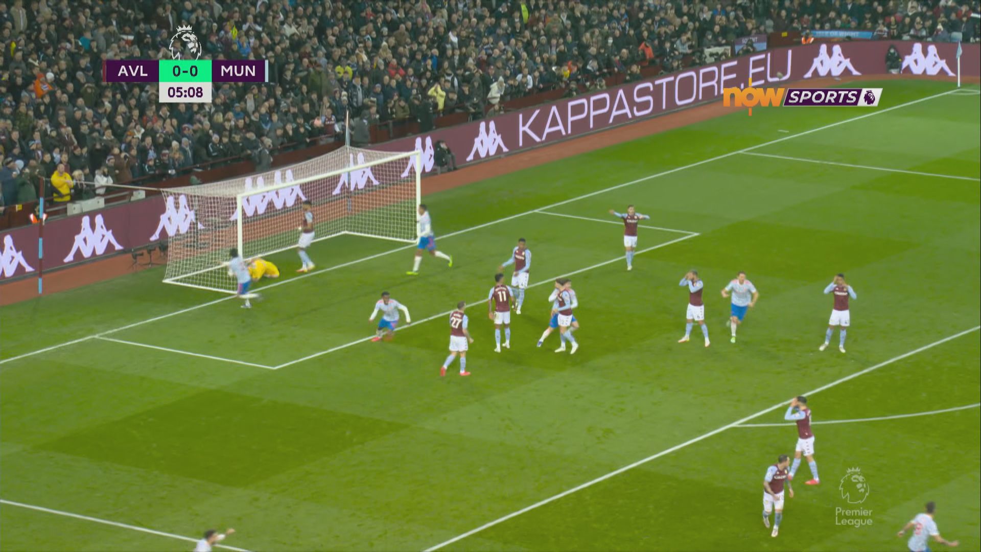 英超　維拉2：2曼聯