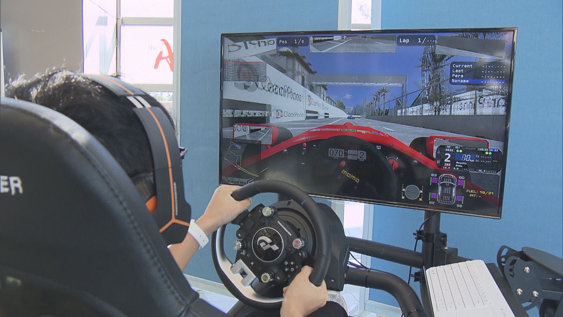 專業車手稱職業賽車體能要求比電競大