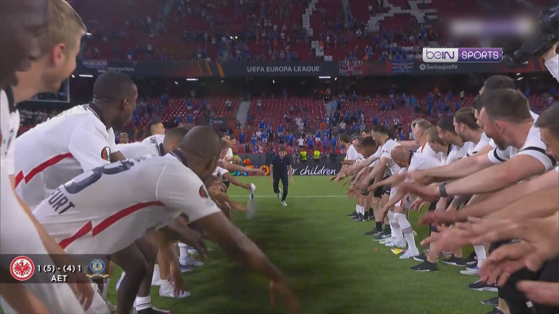 法蘭克福互射十二碼擊敗格拉斯哥流浪捧歐霸盃