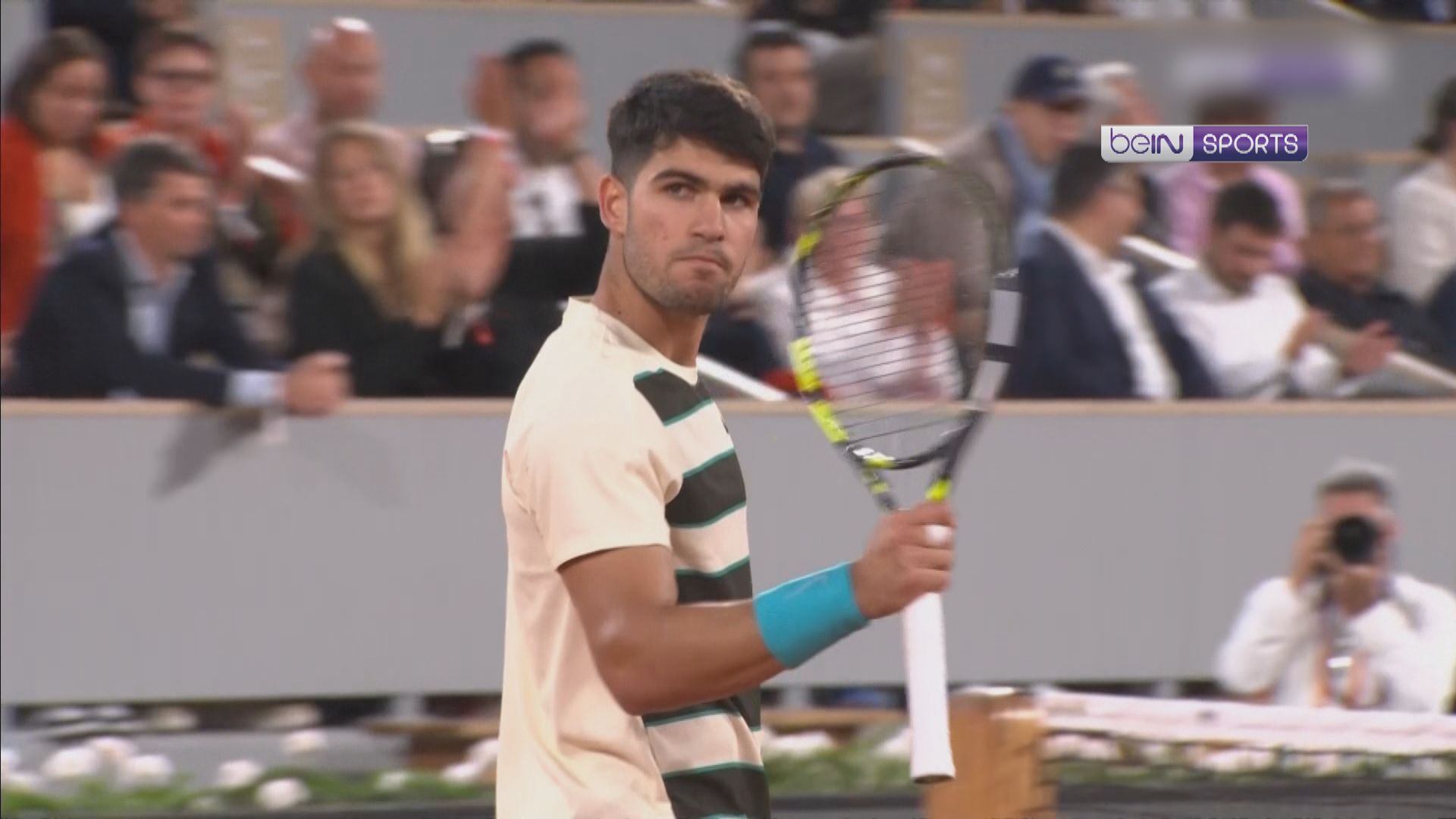 法網　艾卡拿斯直落三盤挫湯美保羅晉四強