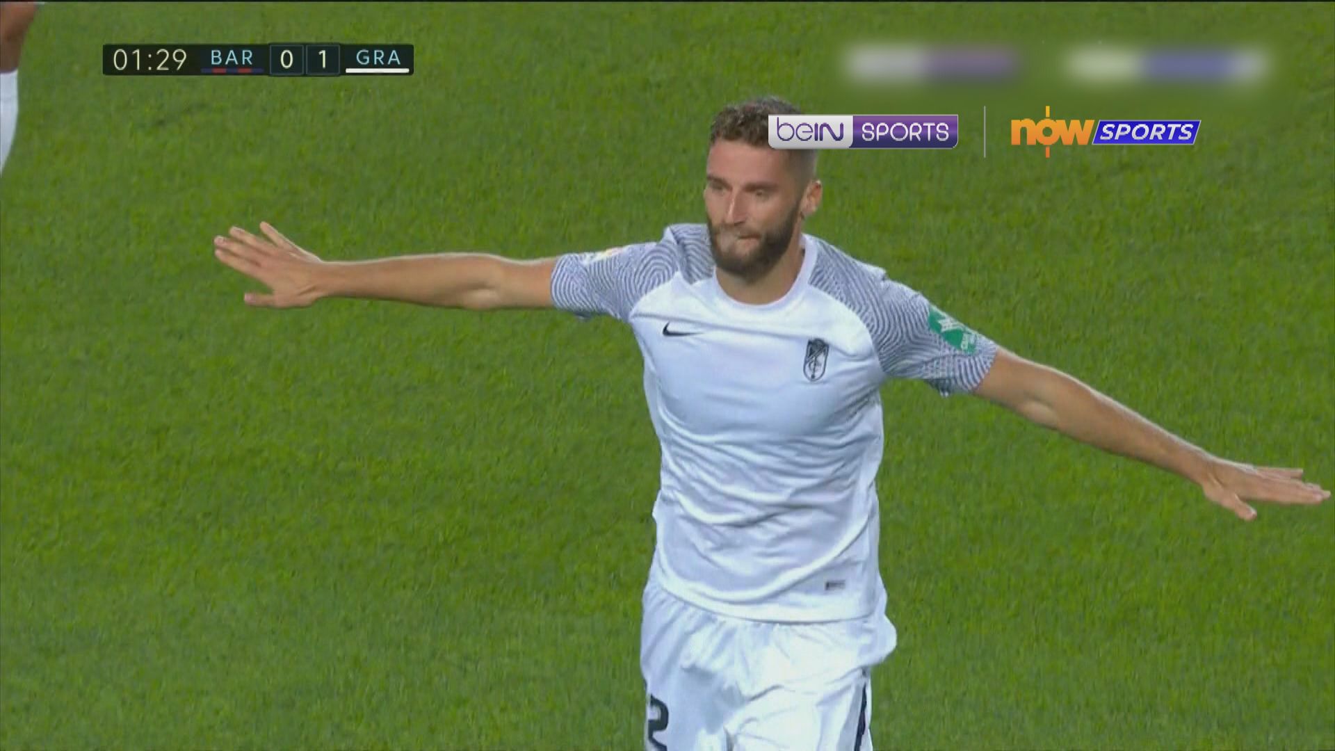 西甲　巴塞羅那1:1格拉納達